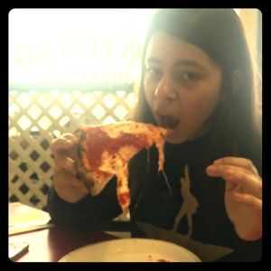 Meet your Posher, Maya